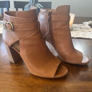 Gianni Bini Viktory Cut-Out Peep-Toe Block Heel